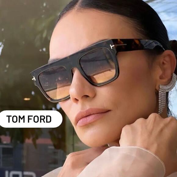 New,  TOM FORD Renee Sunglasses TF847 52B Authentic - Picture 1 of 15